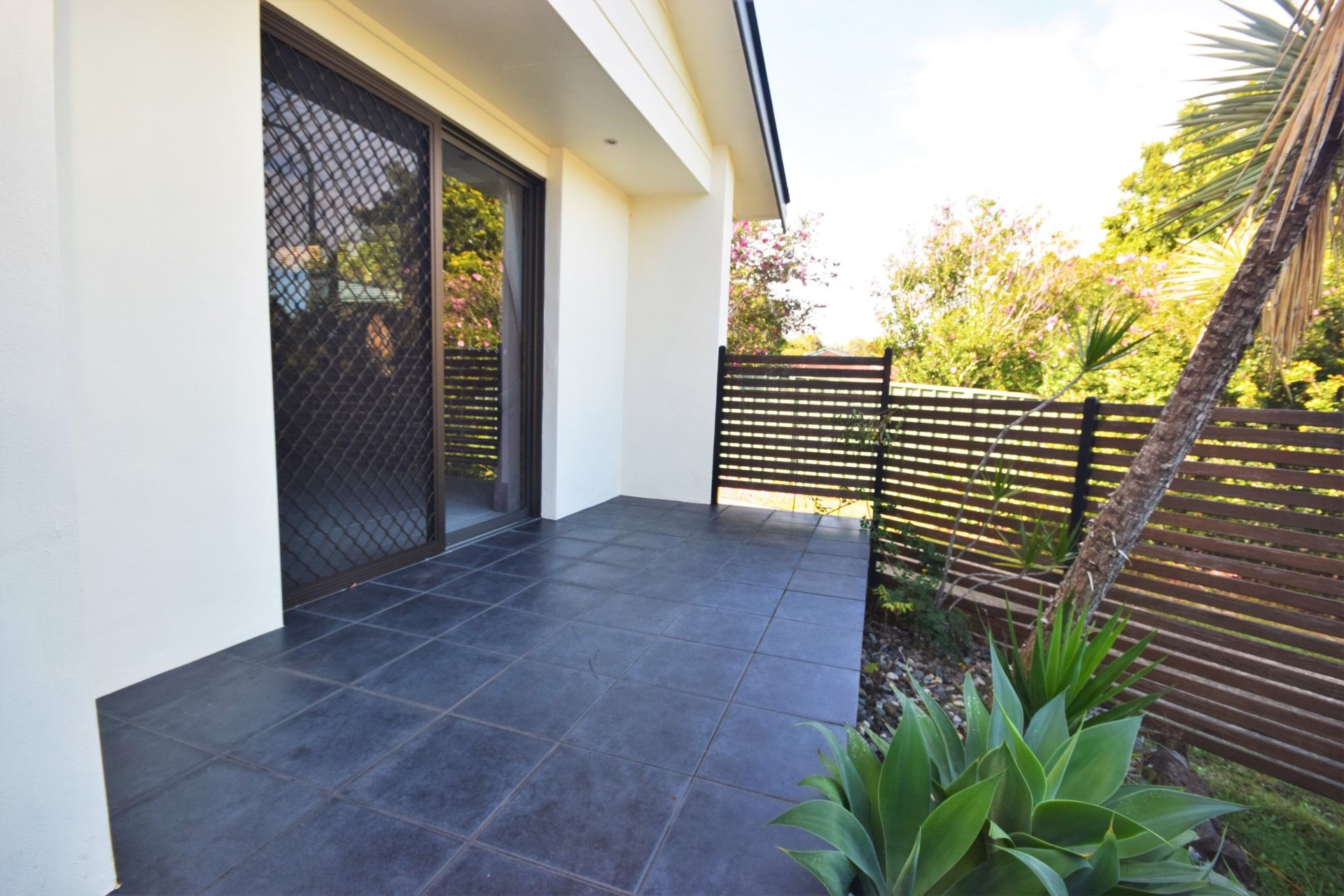 Nambucca Heads Real Estate: Tidy 2 Bedroom
